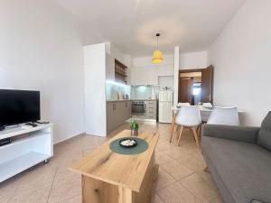 City Beach Apartment