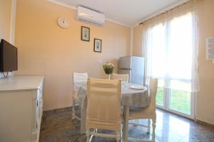 Ferienwohnung für 4 Personen ca 48 qm in Fažana, Istrien Istrische Riviera - b52305