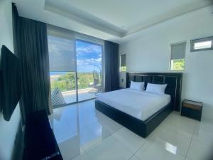 The View Luxury Condominium Karon