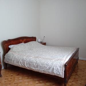 Fligel in the garden