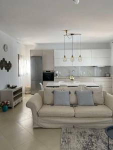 Villa Sunshine very close to the beach