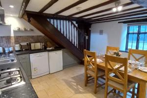 Peak District - 1 Harrow Cottage - Great Longstone