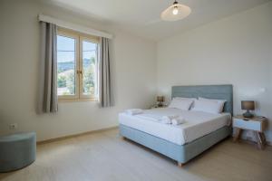 Family Apartment with Sea View room in Blue Horizon Studios