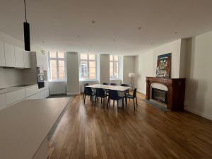 Villas Gde maison avec jardin et spa : Villa