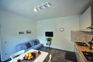 Ferienwohnung für 3 Personen ca 65 qm in Fažana-Surida, Istrien Istrische Riviera