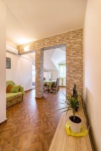 Ferienwohnung für 3 Personen ca 35 qm in Srima, Dalmatien Norddalmatien 