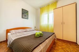 Ferienwohnung für 3 Personen ca 35 qm in Srima, Dalmatien Norddalmatien 