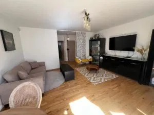 Magnifique appartement de 90m2 dans une zone pavillonnaire d'Evry - إيتْيول