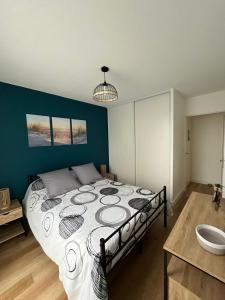 Appartements Appartement avec jardin a Rochefort : photos des chambres