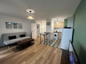 Appartements Appartement avec jardin a Rochefort : photos des chambres