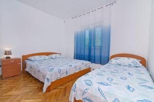 Ferienwohnung für 5 Personen ca 50 qm in Srima, Dalmatien Norddalmatien