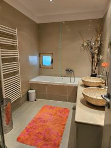 Guest apartment within a villa in Lagonissi