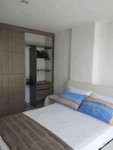 moderno apartamento - sector playa salguero -