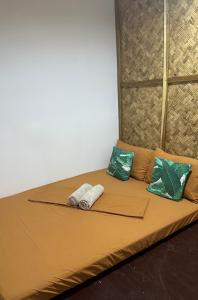 HIRAYA Camp Site - FREE use of SCOOTER for NIPA HUTS