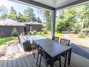 Maisons de vacances Gite Le Chambon-sur-Lignon, 2 pieces, 4 personnes - FR-1-582-367 : photos des chambres