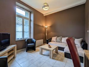 Gîte confortable 3 chambres au bord de lAllier - FR-1-582-16