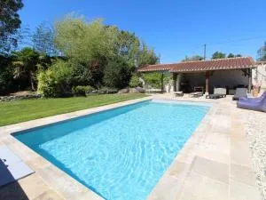 Gîte moderne avec piscine en Anjou, proche Saumur et Cholet, idéal pour familles et groupes - FR-1-622-30 - La Viardière