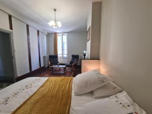 Maisons de vacances Gite Chabris, 4 pieces, 6 personnes - FR-1-591-367 : photos des chambres