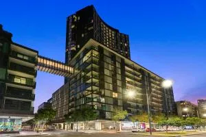 Complete Host Convesso Apartments - Melbourne