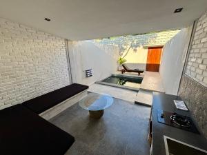 Biệt Thự Có Hồ Bơi Riêng (Villa with Private Pool)