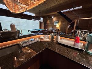 Charming Hidden Gem- Ocean View and Marina