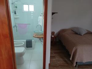 Apartamento 5 Para 3 Equipado básico, Lindo para descansar y trabajar