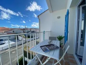 Appartement 1er étage proche centre-ville, plage et commerces, balcon, parking, WIFI inclus - FR-1-22-171 - 滨海拉特朗什