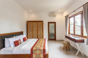 5 Bedroom Entire Villa in Berawa Canggu