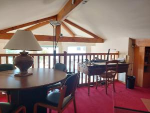 Appartements Maison Mitoyenne avec Jardin, Plage et Commerces a Pied - FR-1-239-772 : photos des chambres