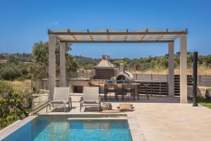 Golden Stone made Villa in Karavados village!