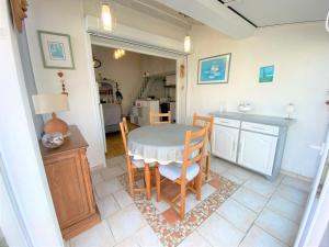 Charmante maisonnette avec jardin, proche plage et commodités, La Tranche sur Mer - FR-1-22-340