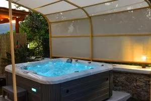 George & Helen's House - Skinés