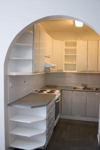 Aina Lahes Suite