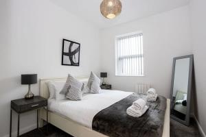 Contemporary Bolton Apartment in Central Location