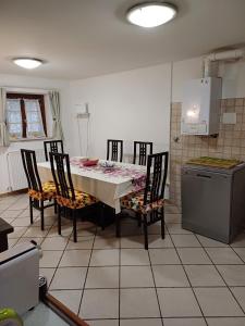Grazioso Appartamento in Centro Storico "ALLE MURA DEL CASTELLO 1 Stefano e Paola Marchesini" img31