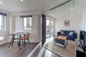 Lovely 1 Bedroom Apartment in Ashford - 韦尔斯布罗斯