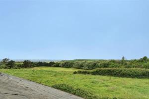 Spacious 2 Bedroom Holiday Cottage nr Bude