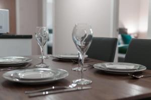 Modern 2 Bed Apartment in Manchester - Sleeps 4