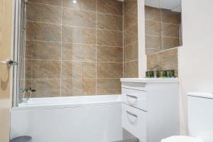 Fantastic 1 Bed Apartment Manchester - Sleeps 2