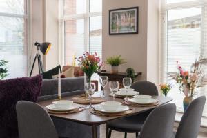 2 Bedroom Modern Apartment in Manchester