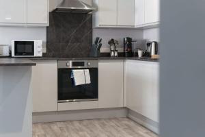Modern Convenient 2 Bedroom Apartment in Liverpool