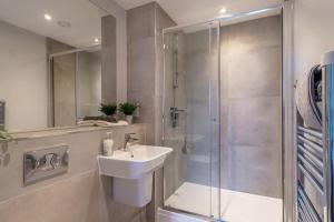 Fantastic 3 Bedroom Manchester Apartment