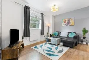 Spacious 1 Bedroom Apartment in Central Woking - 沃金