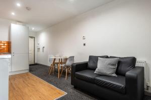 Centrally Located 1 Bed Budget Flat in Halifax