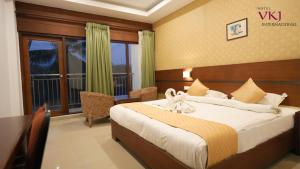 Hotel VKJ International Kuttampuzha
