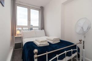 3 Bedroom Old Street Apartment - City Views