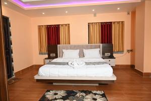 Hotel Tulusi Inn, Bolpur, Shantiniketan