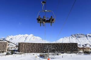 Superdevoluy545S, 6 places, été et hiver, pied des pistes, plein sud - 3-star hotels in Le Dévoluy