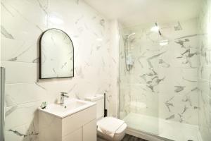 Spacious 2 Bed Apartment in Waterloo Liverpool