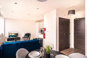 StayZeni, Alexandra Rise Manchester Cool 1 Bed